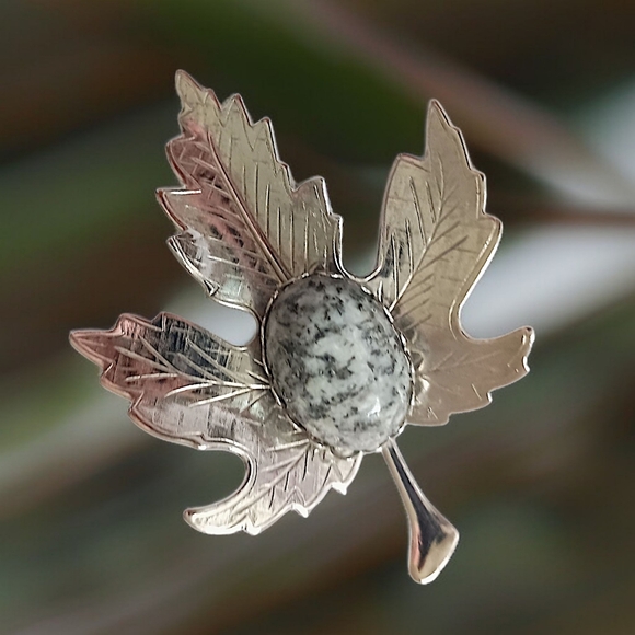 Vintage Maple Leaf Brooch Pin Jasper Cabochon Silver Tone Autumn Harvest‎ Fall - Picture 14 of 15